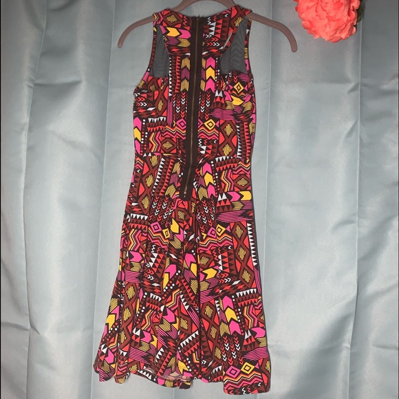 3/15🔥Aztec sheer neck dress - Picture 8 of 12